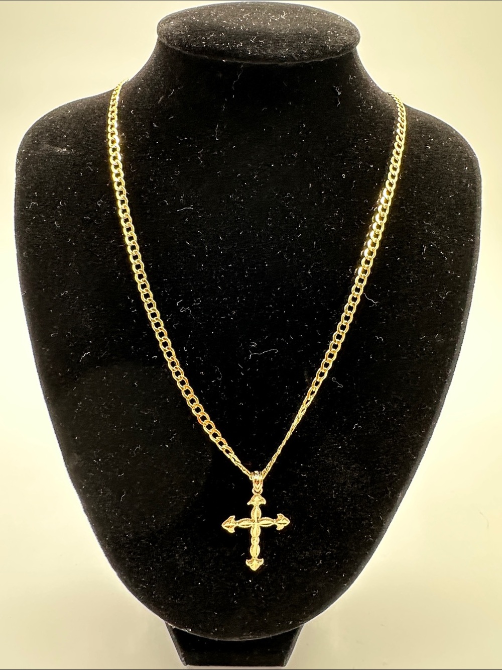 20” 3mm 10k Solid Gold Cuban Necklace With Cross Pendant